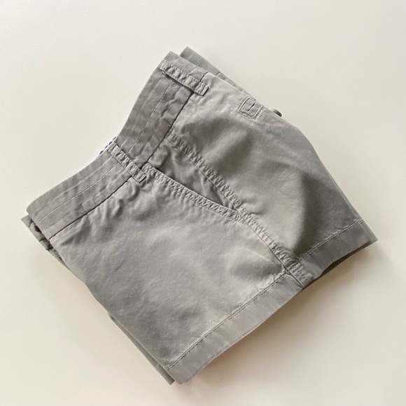 EUC, Women’s J.Crew 100% Cotton Broken-In Chino Shorts, Gray Size: 2 - Picture 6 of 6